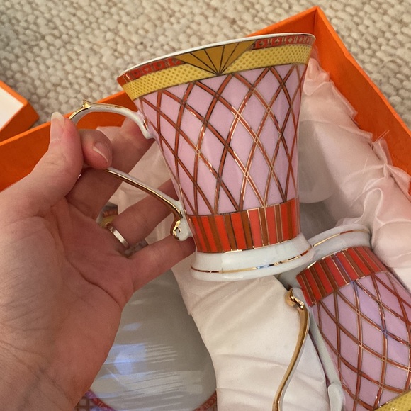 Fine Porcelain Tea Cup Set for Two Brand New - Picture 3 of 8